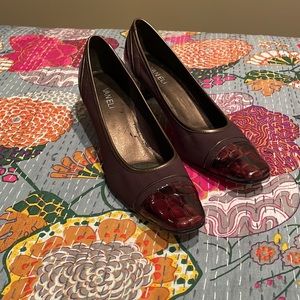 VanEli Horatio Brown Kitten Heel Pumps Size